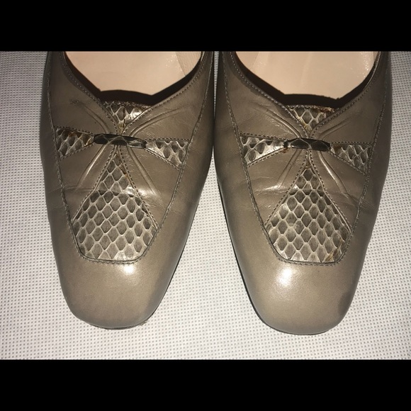 Vintage Ferragamo Size 9 lemon pepper steppers - Picture 5 of 8